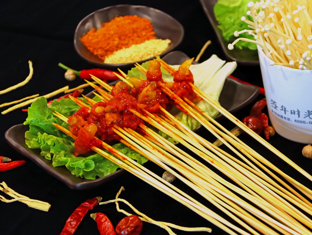 如何提高火锅串串加盟店的人气呢？