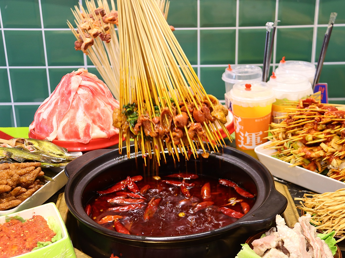 串串香加盟品牌店是如何降低风险的