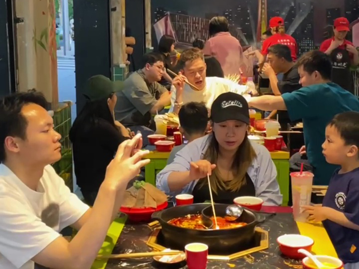 开家串串香加盟品牌店需要考虑哪些因素