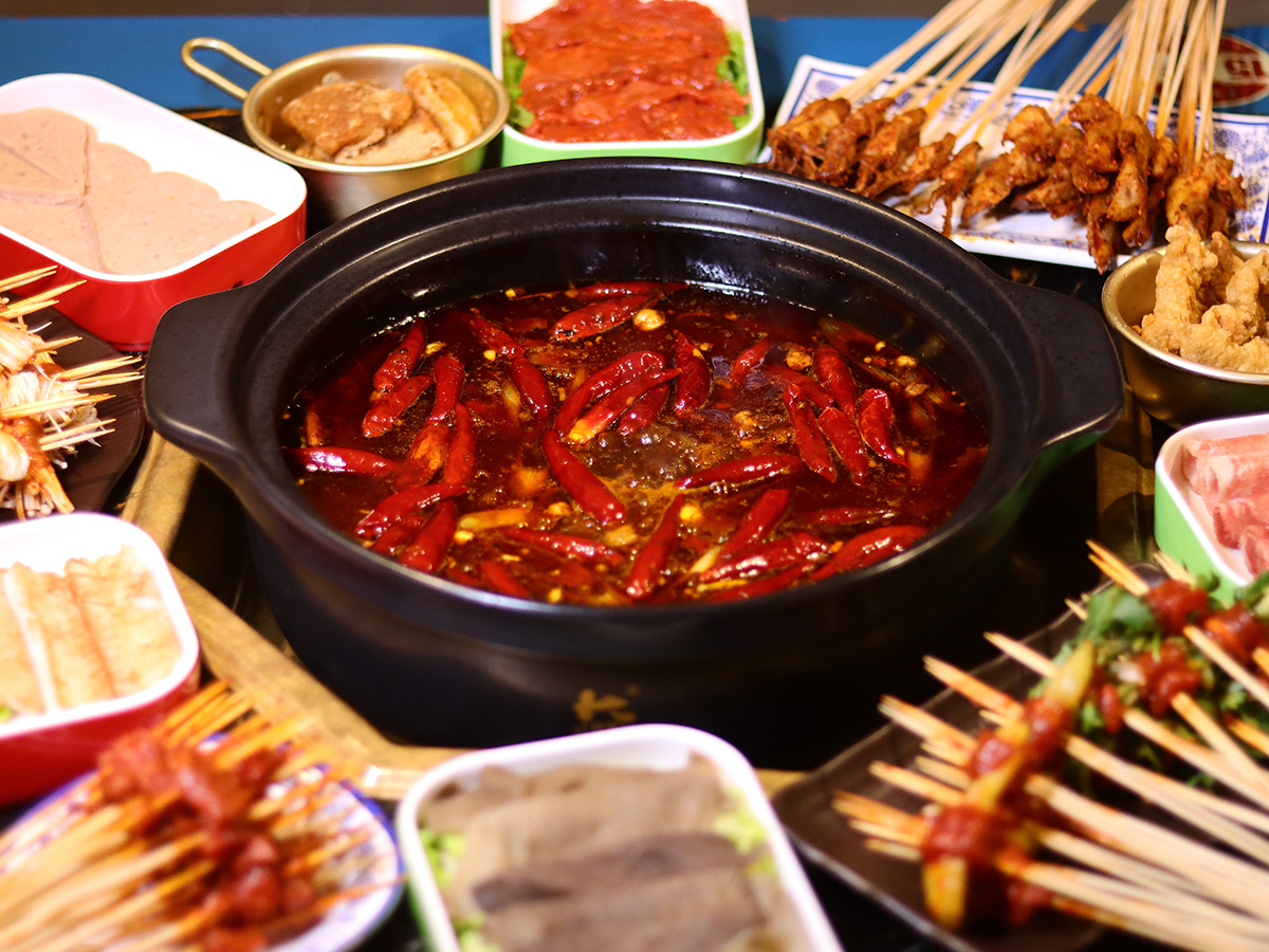 餐饮创业热潮！串串香加盟为何成首选？经营秘籍大公开