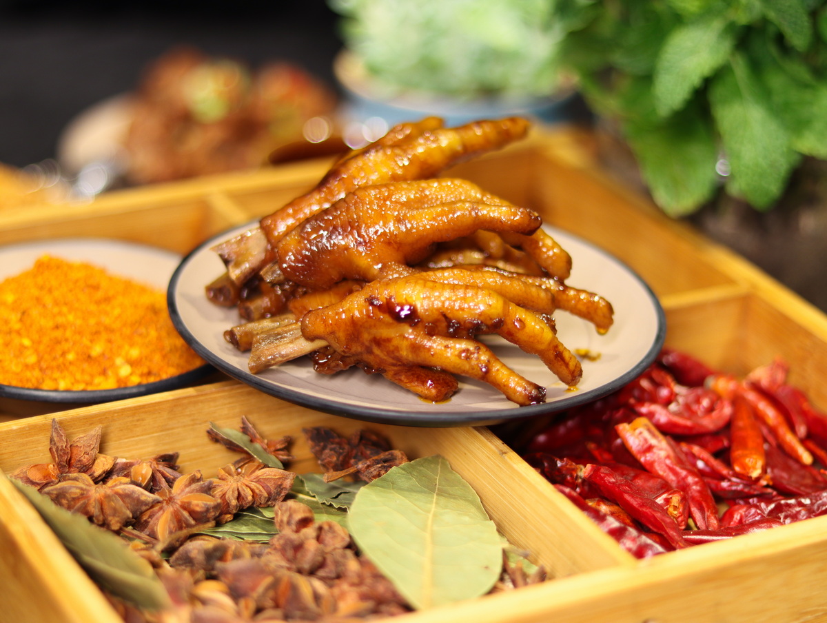 串串香加盟店：维护老顾客的有效策略